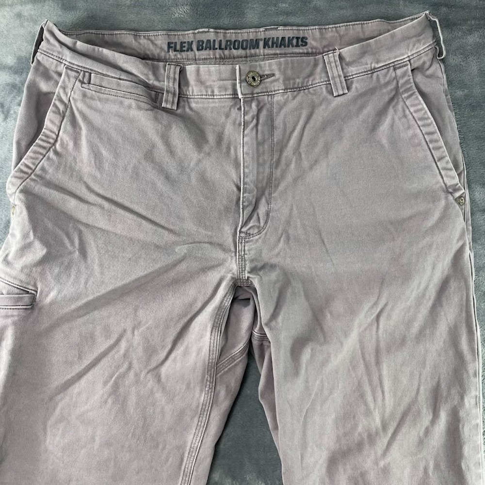 Duluth Trading Co Pants Mens 34x30 Gray Flex Ballroom Khakis Relaxed Fit Casual - Picture 2 of 9